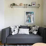 Poista 2Ndhomes Compact 1Br Apartment In Kamppi